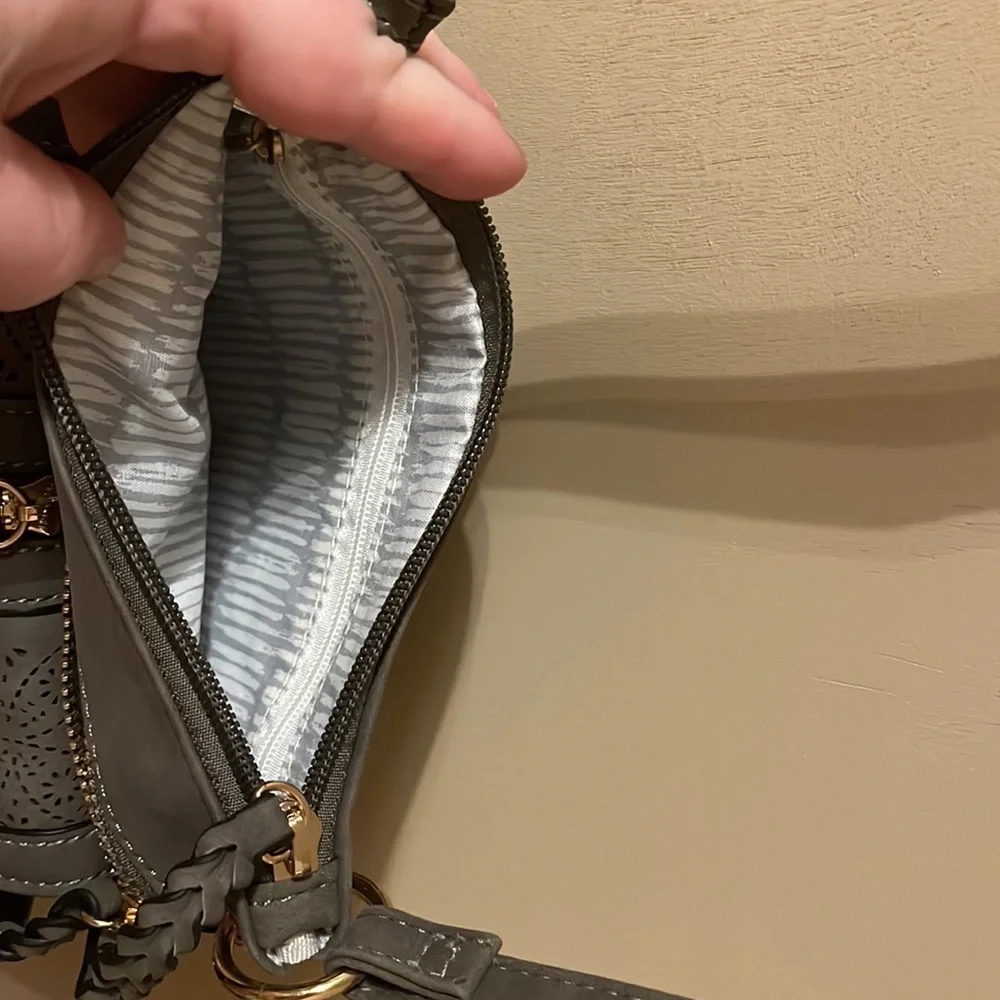 NYC sling / crossbody purse NWT!! - Picture 8 of 15